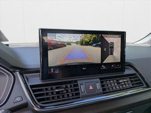 Used 2021 Audi Q5 Prestige image 16