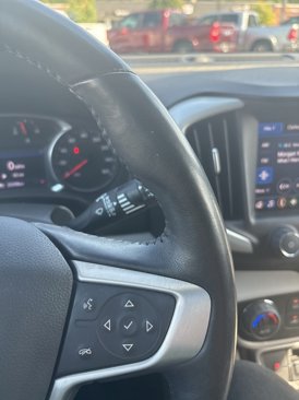 Used 2022 GMC Terrain SLT image 21