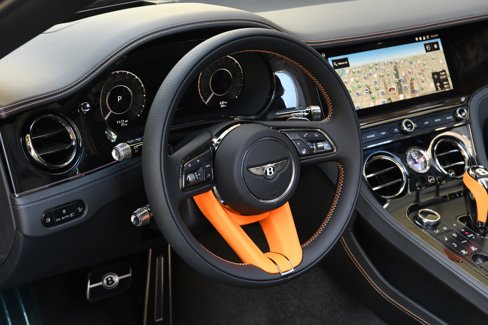 New 2025 Bentley Continental GTC image 13