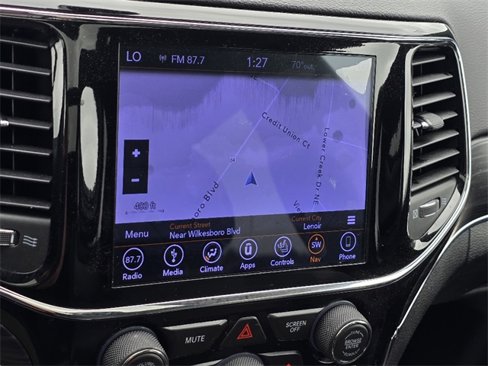 Used 2019 Jeep Grand Cherokee Limited w/ Luxury Group II image 4