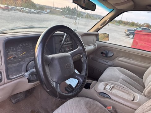 Used 1998 Chevrolet Tahoe 4WD 2-Door w/ Preferred Equipment Group 2 image 29