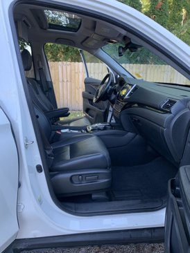 Used 2016 Honda Pilot Elite image 22