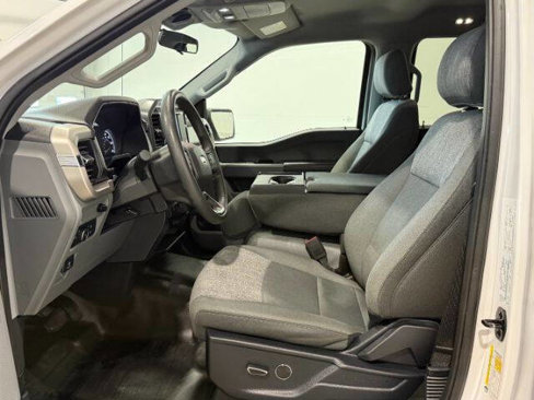 Used 2021 Ford F150 XLT image 12