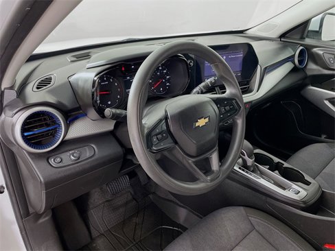 Certified 2024 Chevrolet Trax LS w/ LS Convenience Package image 12