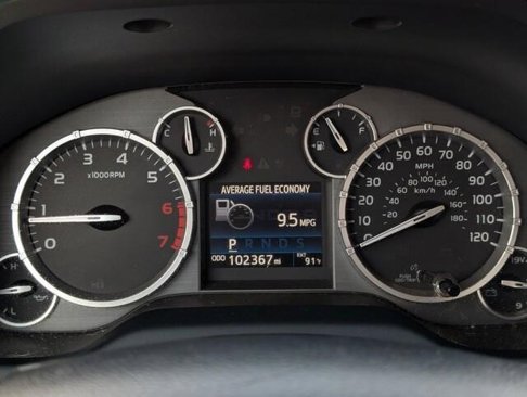Used 2017 Toyota Tundra SR5 w/ SR5 Upgrade Package image 12