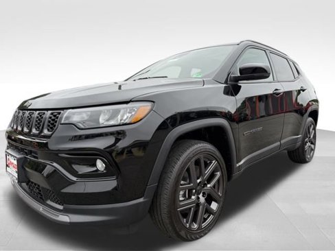 New 2025 Jeep Compass Limited image 18