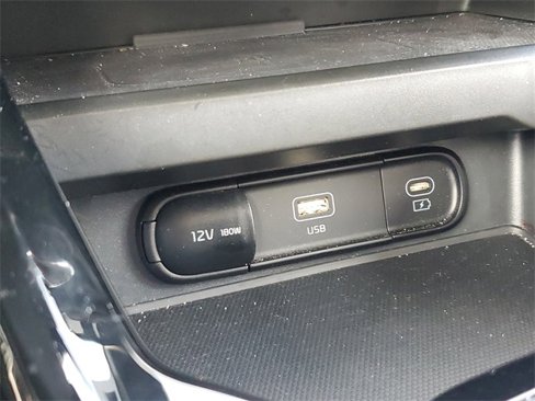 Used 2025 Kia Soul S image 29