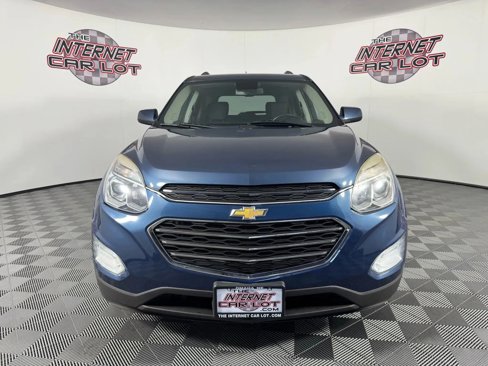 Used 2017 Chevrolet Equinox LT w/ Convenience Package image 2