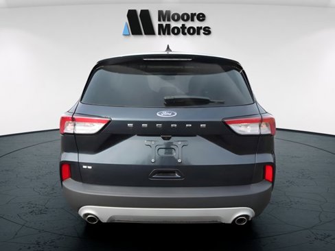 Used 2022 Ford Escape SE w/ Convenience Package image 4