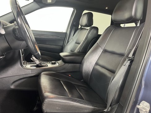 Used 2020 Jeep Grand Cherokee Limited image 18