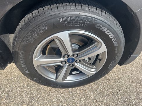 Used 2019 Ford Edge SEL image 22