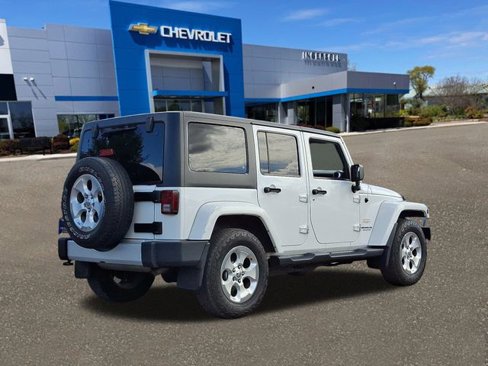 Used 2014 Jeep Wrangler Unlimited Sahara w/ Dual Top Group image 7