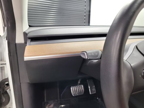 Used 2020 Tesla Model 3 Long Range image 29