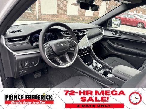 New 2025 Jeep Grand Cherokee Laredo X image 10
