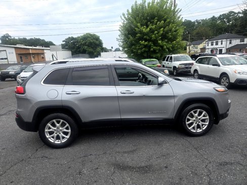 Used 2015 Jeep Cherokee Latitude image 9