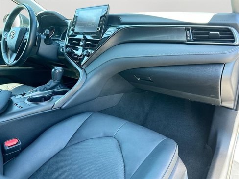 Used 2023 Toyota Camry XSE image 28