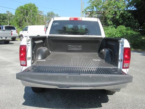 Used 2024 RAM 1500 Classic SLT image 7