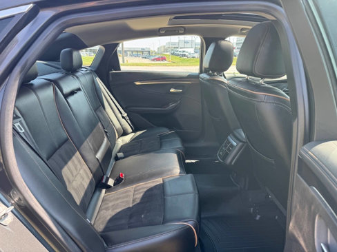 Used 2015 Chevrolet Impala LT image 13