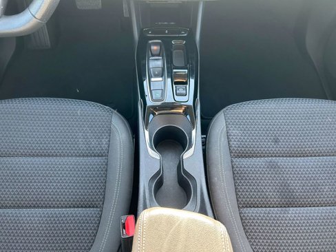 Used 2023 Chevrolet Bolt EUV LT image 45