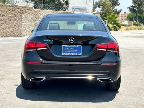 Used 2022 Mercedes-Benz A 220 image 4