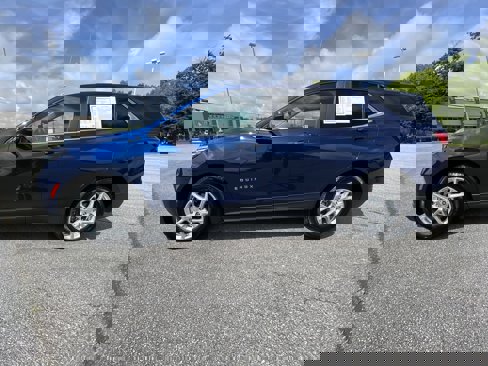 Used 2023 Chevrolet Equinox LT image 46