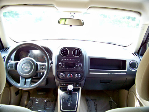 Used 2014 Jeep Patriot Latitude image 40