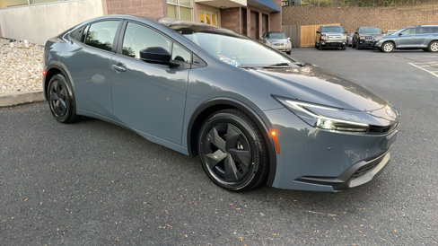 Used 2023 Toyota Prius LE image 2