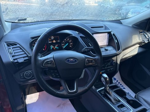 Used 2018 Ford Escape SEL image 16