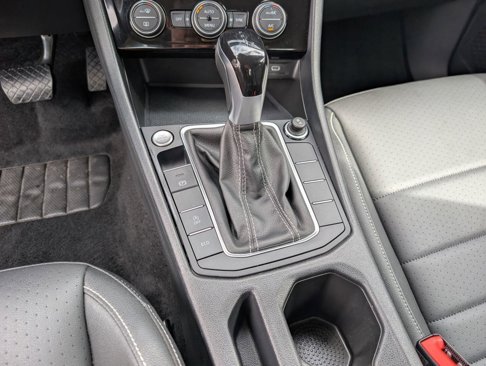 Used 2024 Volkswagen Jetta SE image 18