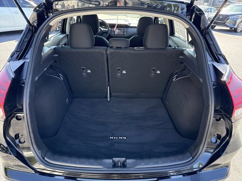 Used 2024 Nissan Kicks S image 19