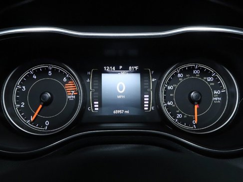 Used 2021 Jeep Cherokee Latitude image 24