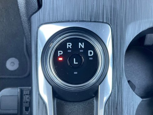 Certified 2022 Ford Escape SE w/ SE Sport Appearance Package image 30