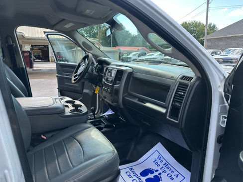 Used 2018 RAM 3500 Tradesman w/ Chrome Appearance Group image 13