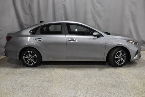 Used 2024 Kia Forte LXS image 2