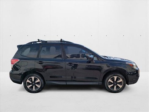 Used 2018 Subaru Forester 2.5i Premium w/ Popular Package #3A image 4