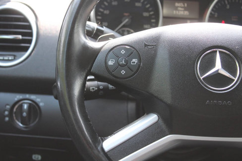 Used 2011 Mercedes-Benz ML 350 4MATIC image 36