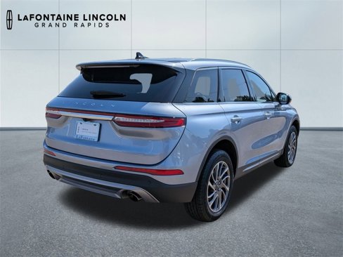 Certified 2022 Lincoln Corsair AWD w/ Equipment Group 101A image 5
