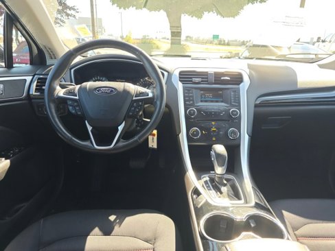 Used 2015 Ford Fusion SE w/ Equipment Group 201A image 20