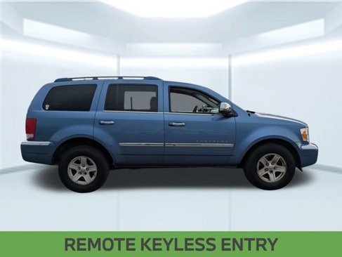 Used 2008 Chrysler Aspen Limited image 7