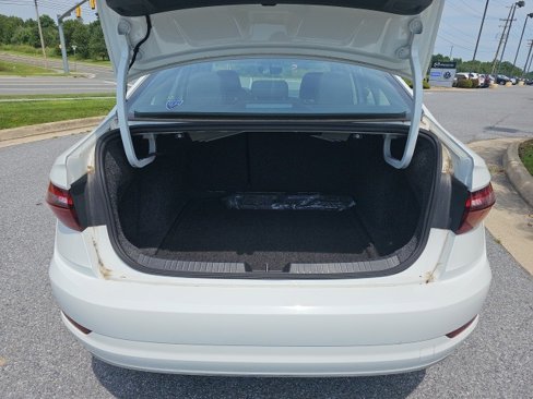 Used 2021 Volkswagen Jetta S image 13