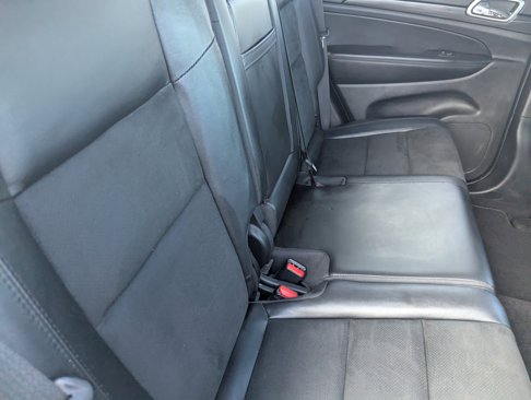 Used 2020 Jeep Grand Cherokee Altitude image 11