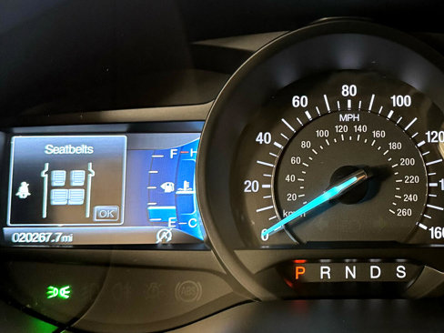 Used 2022 Ford Edge SE image 17