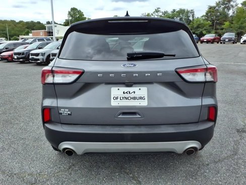 Used 2022 Ford Escape SE image 5