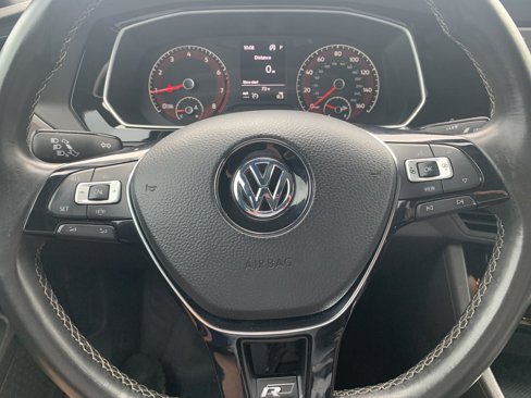 Used 2019 Volkswagen Jetta R-Line w/ R-Line Cold Weather Package image 17