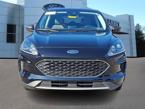 Certified 2022 Ford Escape SE w/ Convenience Package image 2