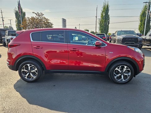Used 2022 Kia Sportage LX image 7