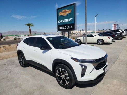 New 2026 Chevrolet Trax RS w/ Sunroof Package image 1