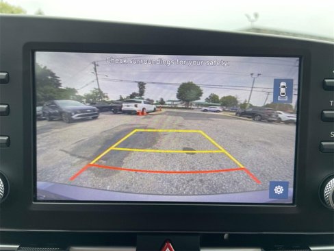 Certified 2023 Hyundai Elantra SEL image 26