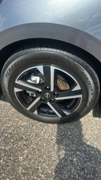 Used 2024 Nissan Sentra SV image 9