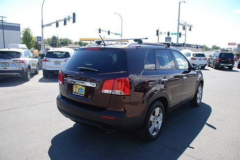 Used 2012 Kia Sorento LX w/ Convenience Pkg image 5